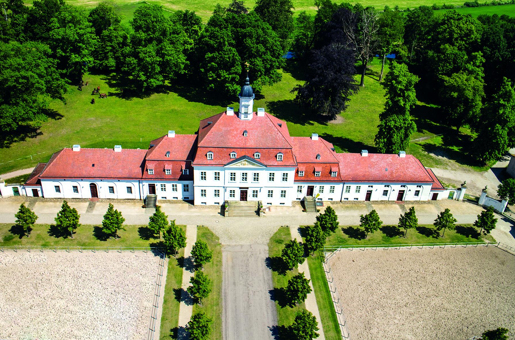 Historisches Landstallmeisterhaus auf dem Hauptgestüt in Neustadt (Dosse)